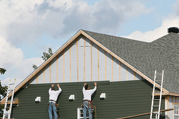 Professional Siding Installation technician working in Bristol, IN